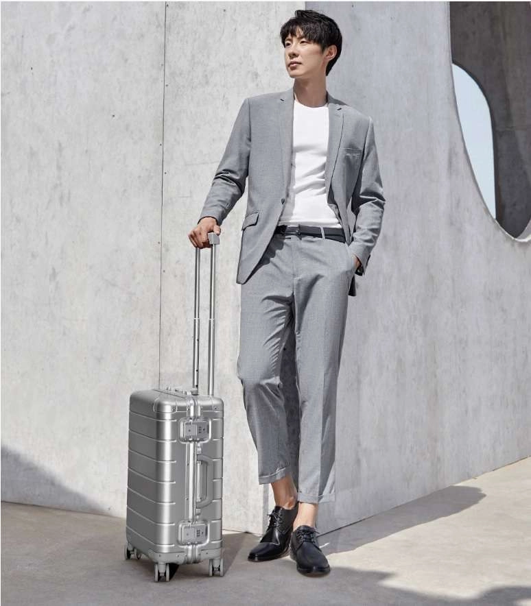 Vali nhôm Xiaomi 2 LXX10RM thời trang, chắc chắn, chống mọi va đập